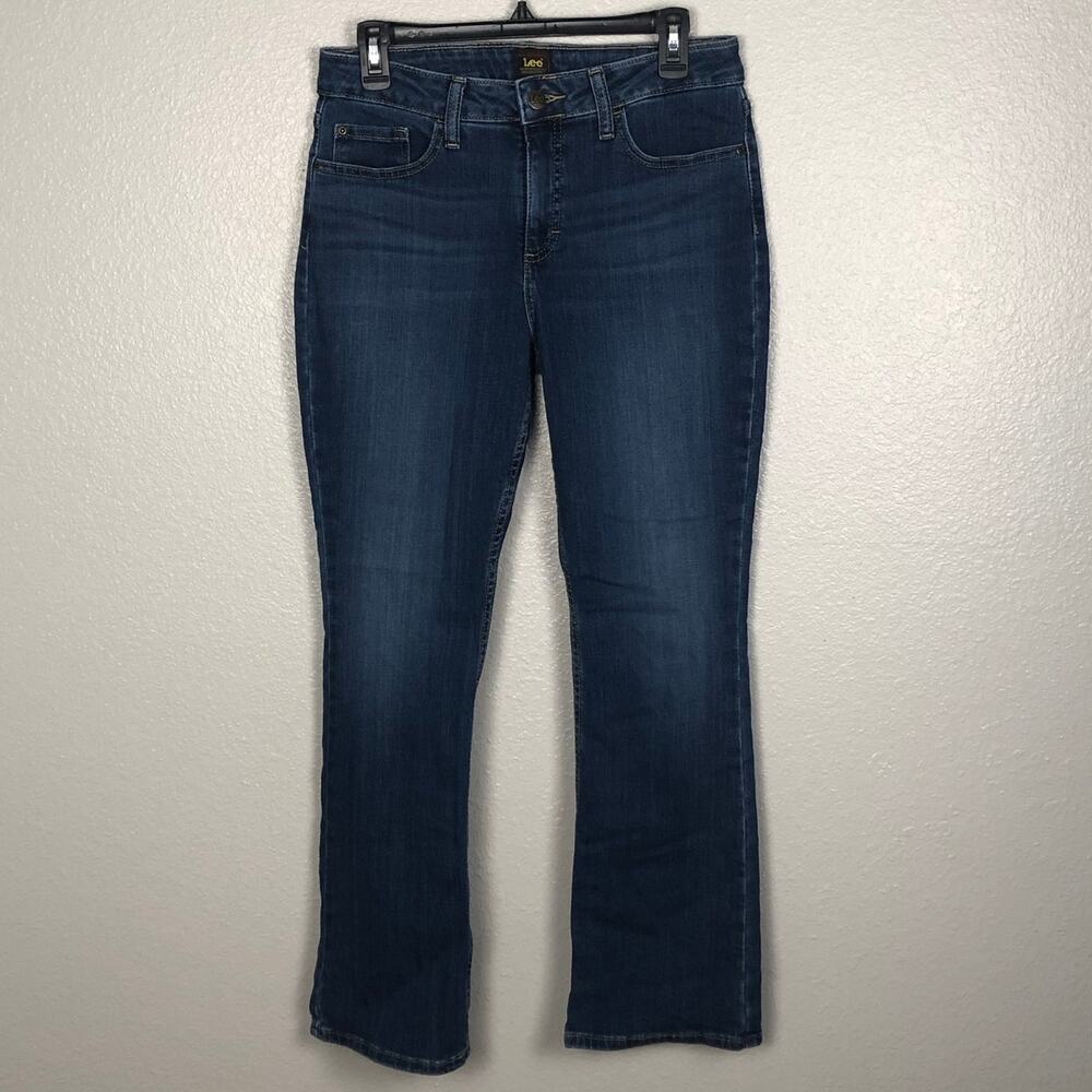 Vintage Lee Women's Size 10 Short Bootcut Leg Mid-Rise Blue Jeans Denim 5-Pocket